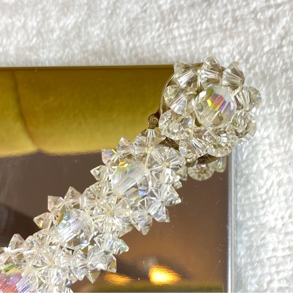 Vintage bracelet and matching earring set. - Picture 6 of 9